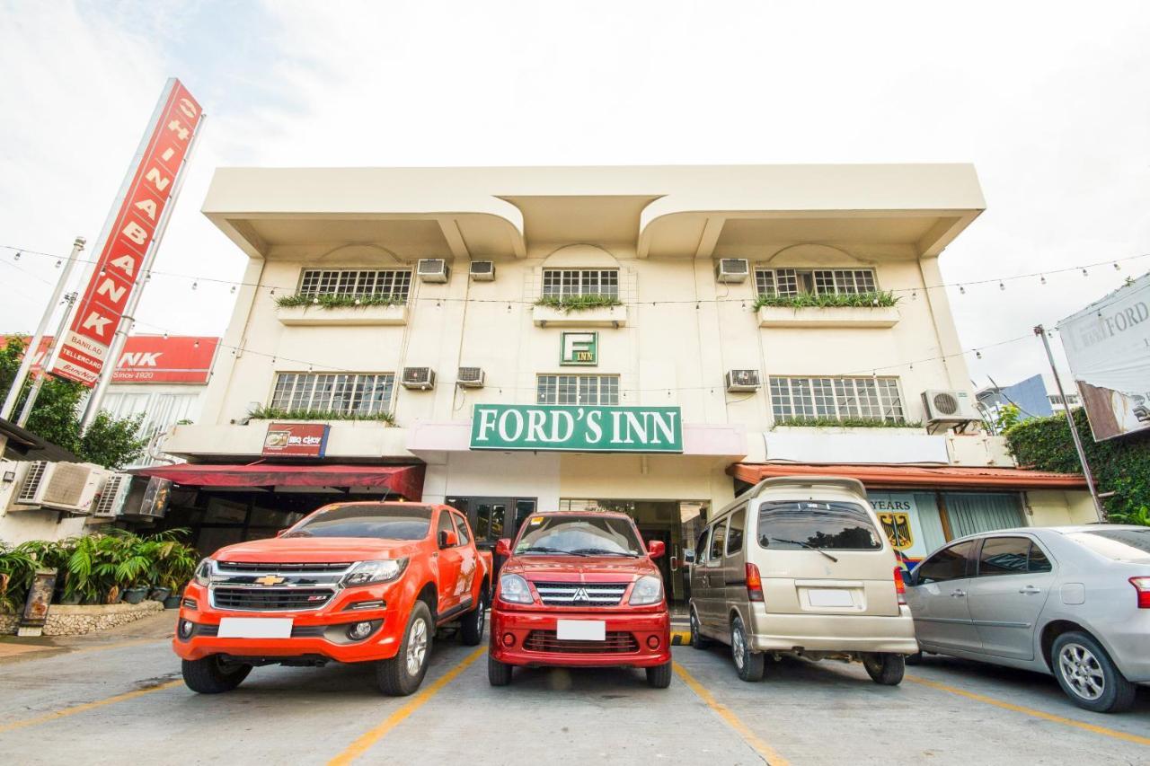 Vaccinated Staff - Oyo 465 Ford'S Inn Cebu Exterior foto